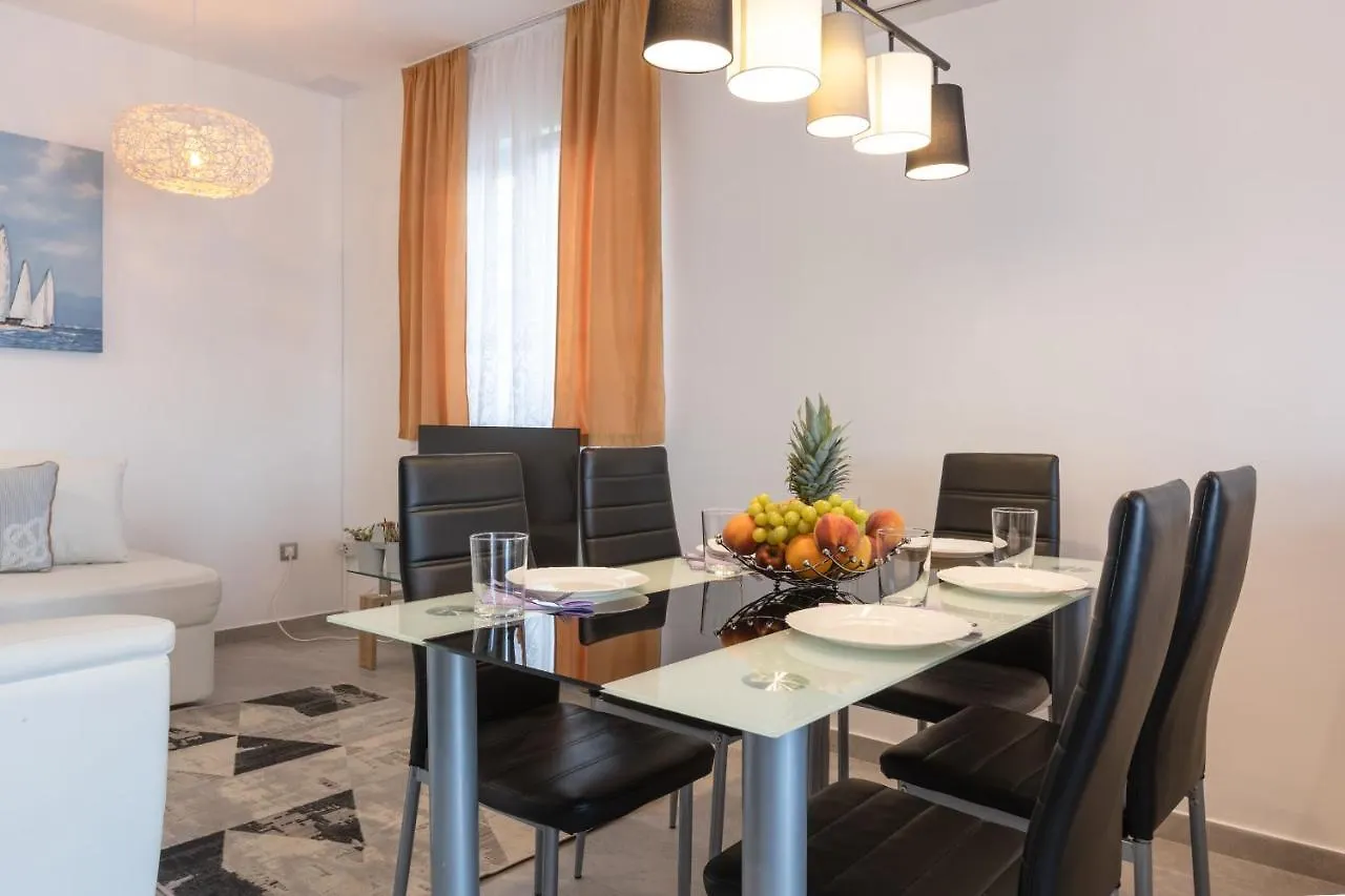 Holiday Home Insulam Mare